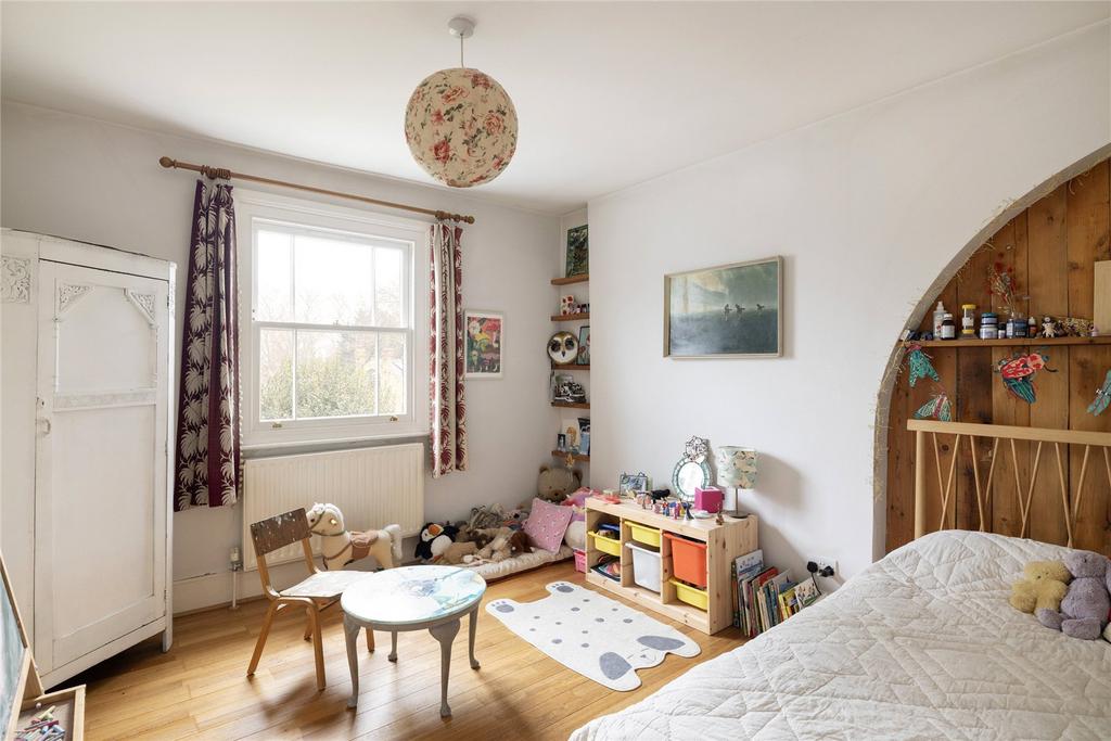 Brookfield Road E9