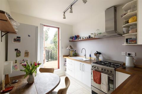 6b Brookfield Road, London, E9 5AH