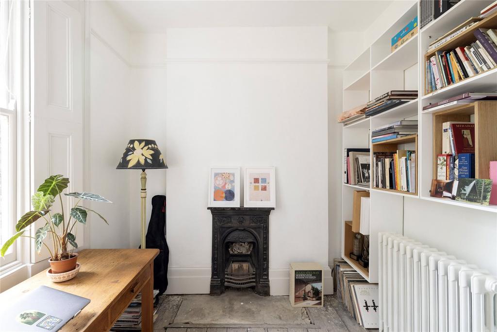 Brookfield Road E9