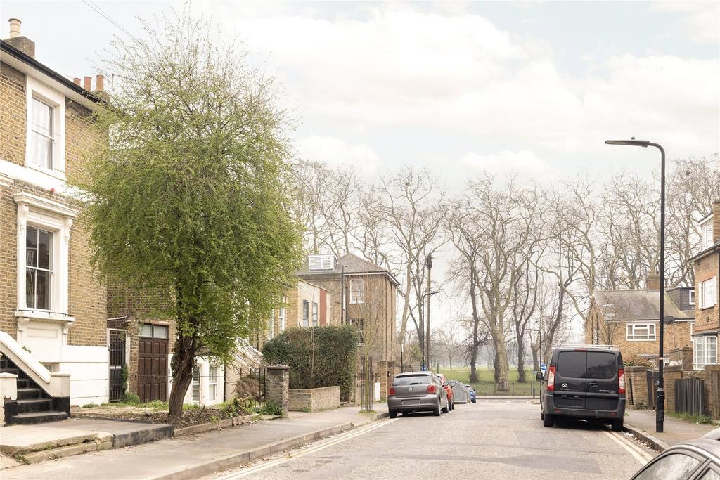Brookfield Road E9