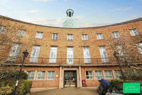 2 bedroom apartment for sale, Constable Close, London, N11