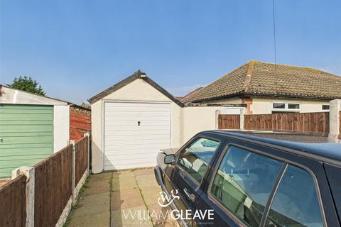 3 bedroom bungalow for sale, Groome Avenue, Denbighshire LL18