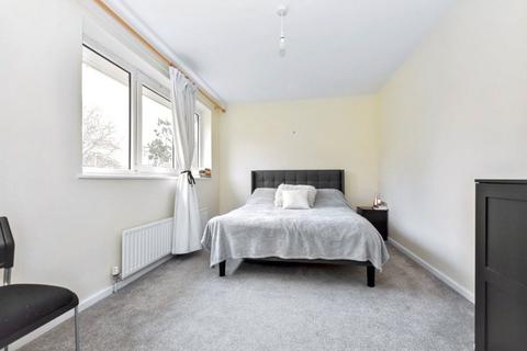 3 bedroom semi-detached house for sale, Queenswood Road, Leeds, West Yorkshire