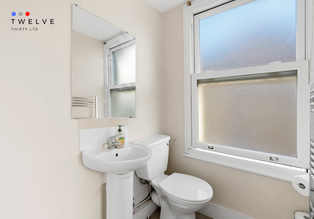 Top Floor Flat
