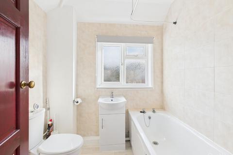 46 Uvedale Crescent, New Addington, Croydon, CR0 0BQ