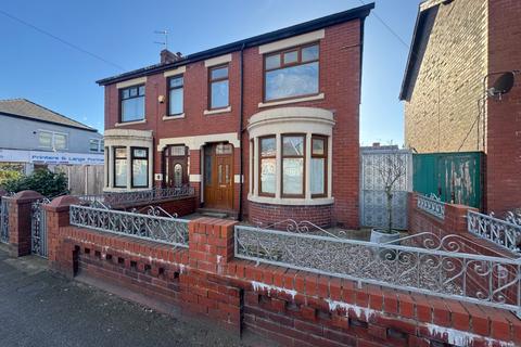 3 bedroom semi-detached house for sale, Hawes Side Lane, Lancashire FY4