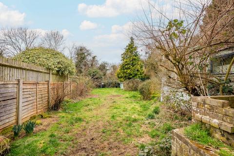 4 bedroom semi-detached house for sale, Chaul End Road, Luton LU1