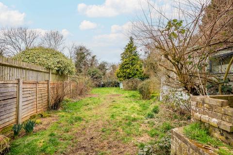 82 Chaul End Road, Caddington, Luton, LU1 4AS