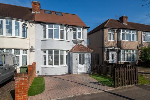 4 bedroom end of terrace house for sale, Molesey Drive, Sutton SM3