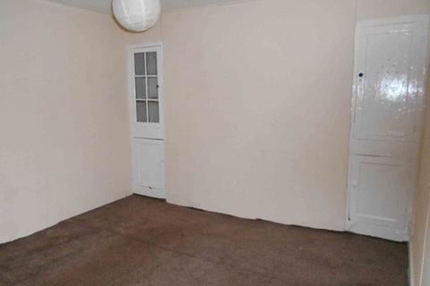 2 bedroom terraced house to rent, Water Street, Penygroes, Caernarfon