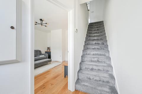 138 Central Road, Morden, SM4 5RL