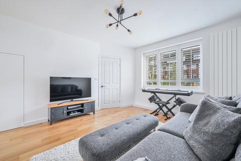 138 Central Road, Morden, SM4 5RL