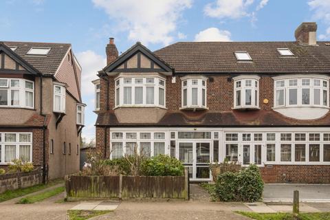 3 bedroom end of terrace house for sale, Southway, Raynes Park SW20