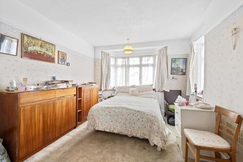 3 bedroom end of terrace house for sale, Southway, Raynes Park SW20