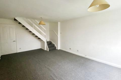 2 bedroom end of terrace house to rent, Elgol Close, Stockport SK3