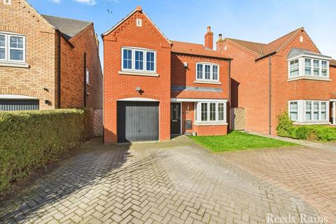 4 bedroom detached house for sale, Farrier Close, Hull HU7