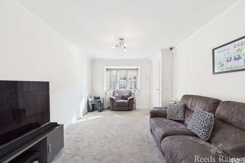 9 Farrier Close, Kingswood, Hull, HU7 3DW