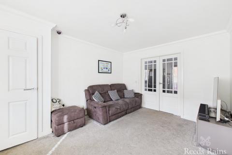 9 Farrier Close, Kingswood, Hull, HU7 3DW