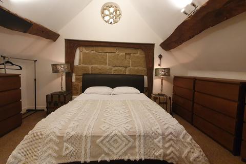 2 bedroom apartment to rent, The Square, Warwickshire CV8