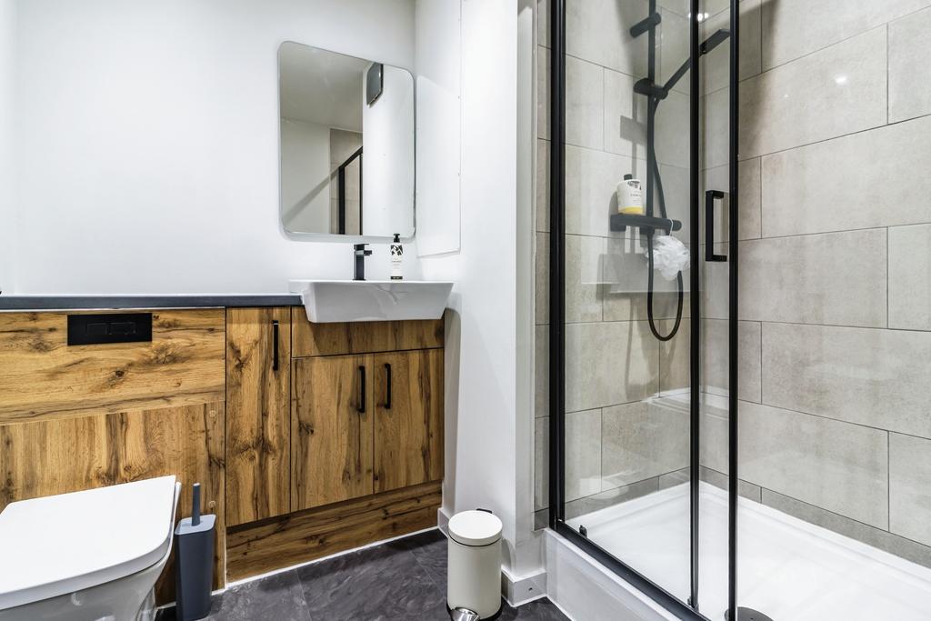 Ensuite