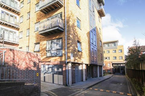 1 bedroom apartment to rent, Thomas Fyre Drive, London E3