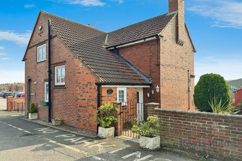 2 bedroom detached house for sale, Hull Road, Selby YO8