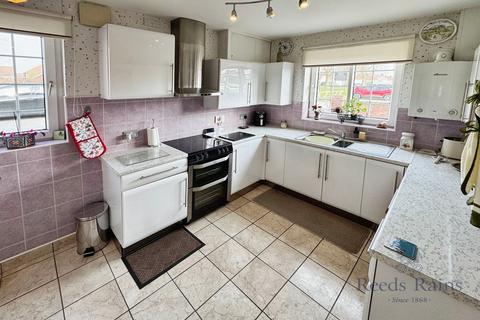 2 bedroom detached house for sale, Hull Road, Selby YO8