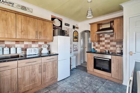 2 bedroom bungalow for sale, Hollin Drive, Wakefield WF4