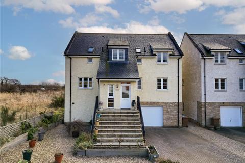 4 bedroom detached house to rent, Low Causeway, Dunfermline KY12