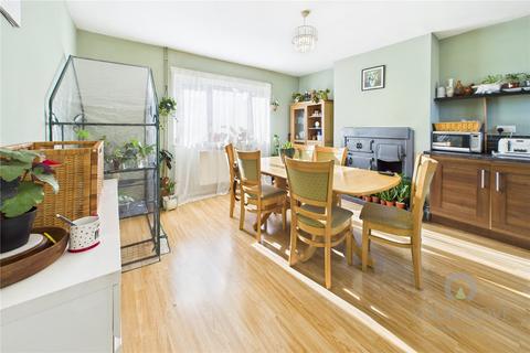 undefined, Manor Road, Kettering NN14