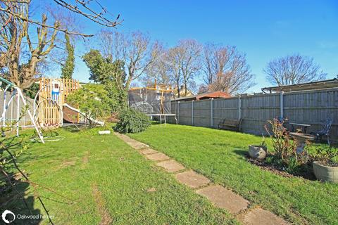 4 bedroom semi-detached house for sale, Westfield Road, Birchington, CT7