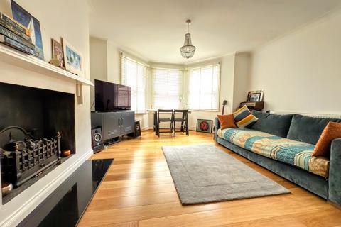 1 bedroom flat for sale, MEDINA VILLAS HOVE