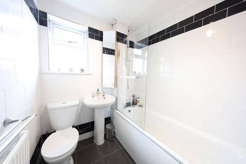 36 Florence Close, Grays, RM20 4AE
