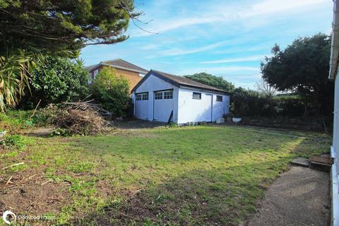 3 bedroom detached bungalow for sale, Northdown Way , Cliftonville