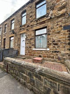 3 bedroom terraced house to rent, Clutton Street, Soothill, WF17