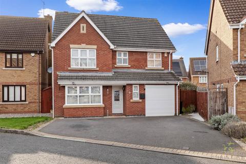 4 bedroom detached house for sale, Burma Close, Evesham WR11