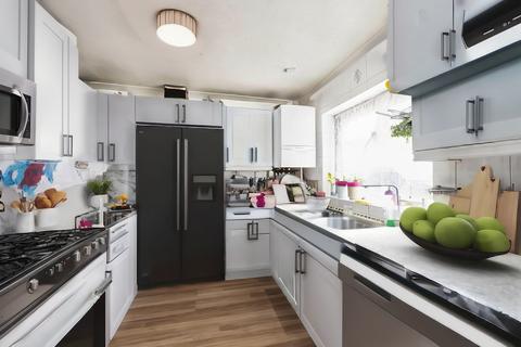 undefined, Norwich Road, London,  E7