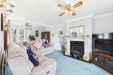 3 bedroom semi-detached house for sale, Wellington Terrace, Sandhurst, Berkshire, GU47
