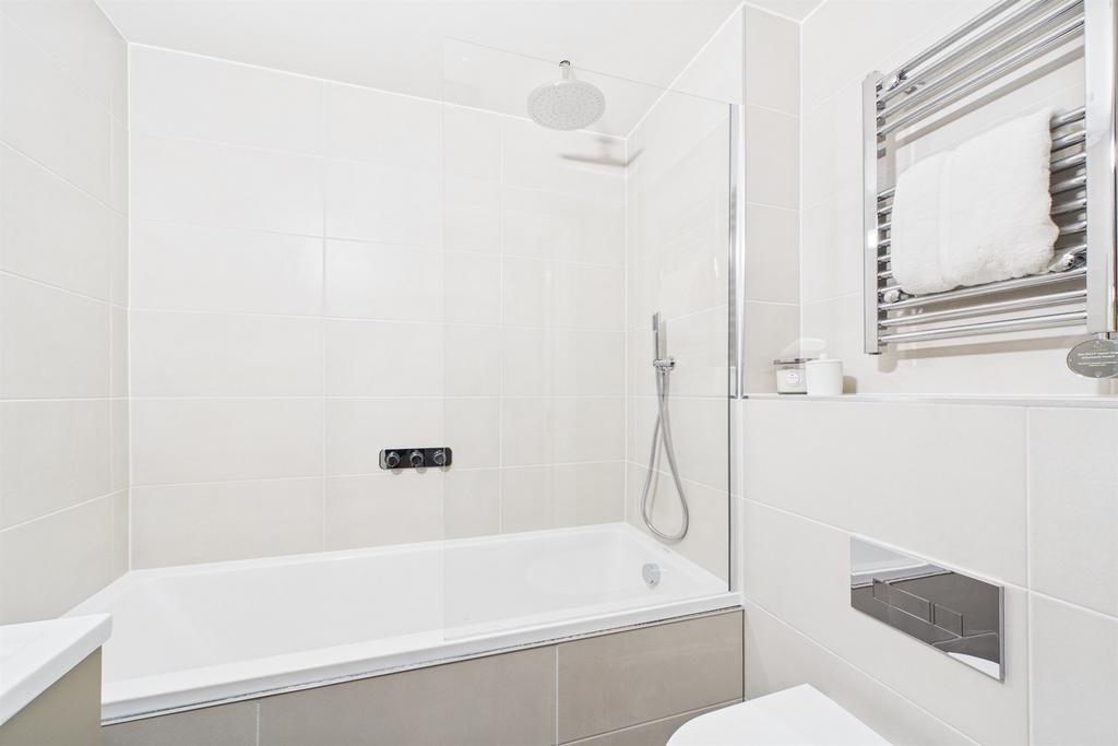 Show Apartment