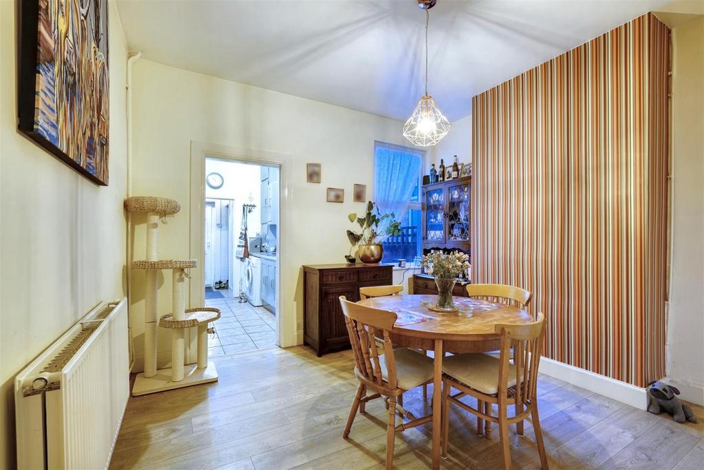 Dining/Sitting Room