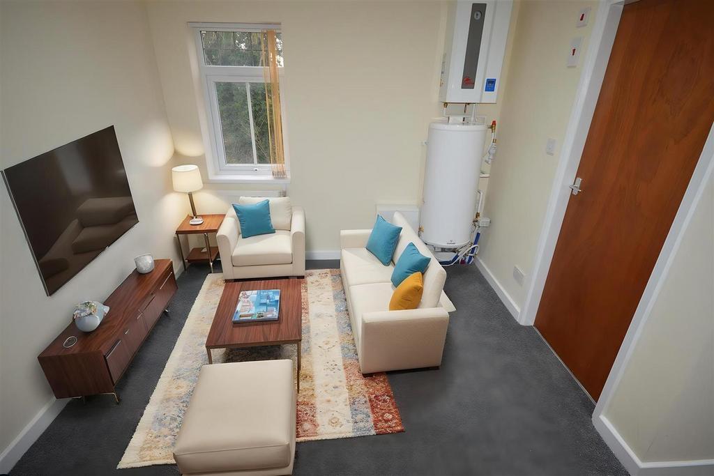 4-203 C-Narborough-road - Living Room - Standard -