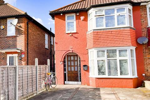 3 bedroom semi-detached house for sale, Pennine Drive, London, NW2