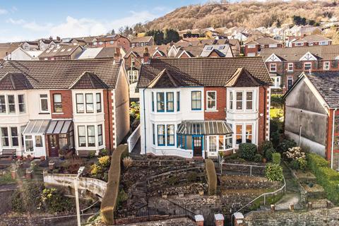 4 bedroom semi-detached house for sale, Lanelay Crescent, Pontypridd CF37