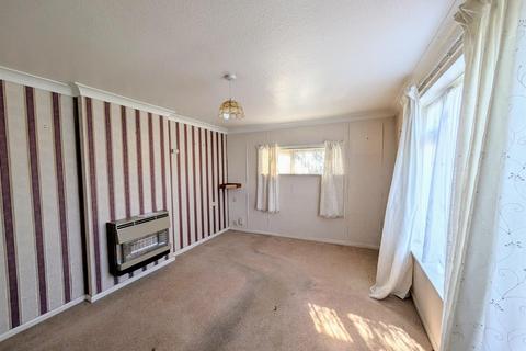 3 bedroom semi-detached house for sale, Gaitskell Way, Balderton, Newark