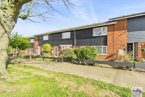 6 Vanquisher Walk, Gravesend, DA12 4LS