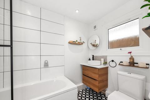 19a Collingtree Road, London, SE26 4QG