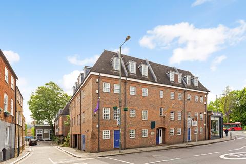 2 bedroom flat for sale, Wren House, 2b High Street, Hampton Wick, Kingston upon Thames KT1