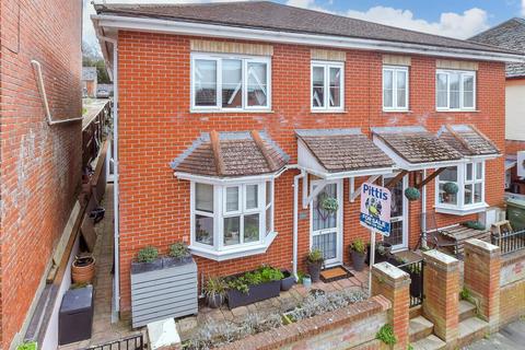 4 bedroom semi-detached house for sale, Broadway, Totland Bay, Isle of Wight