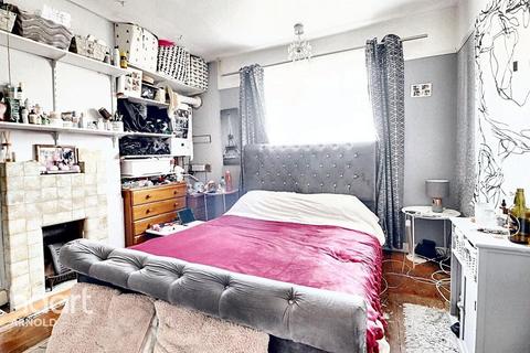 10 Acton Road, Arnold, Nottingham, NG5 7AD