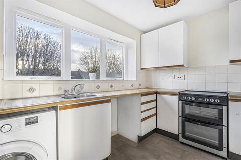 14 Eleonora Terrace, Sutton, SM1 4PU